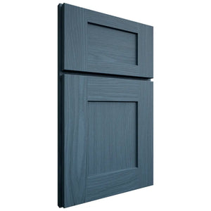 Shiloh Cabinetry Full Overlay Lancaster White Oak Plain Cut Hudson Door