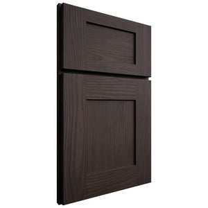 Shiloh Cabinetry Full Overlay Lancaster White Oak Plain Cut Morel Door
