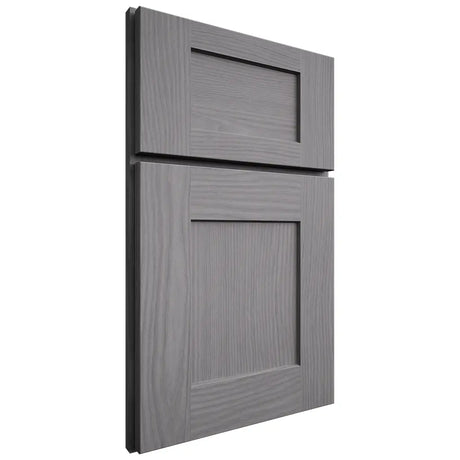 Shiloh Cabinetry Full Overlay Lancaster White Oak Plain Cut Sterling Door