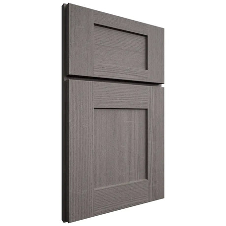 Shiloh Cabinetry Full Overlay Lancaster White Oak Quarter Sawn Flagstone Door