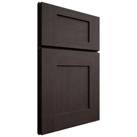 Shiloh Cabinetry Full Overlay Lancaster White Oak Quarter Sawn Morel Door