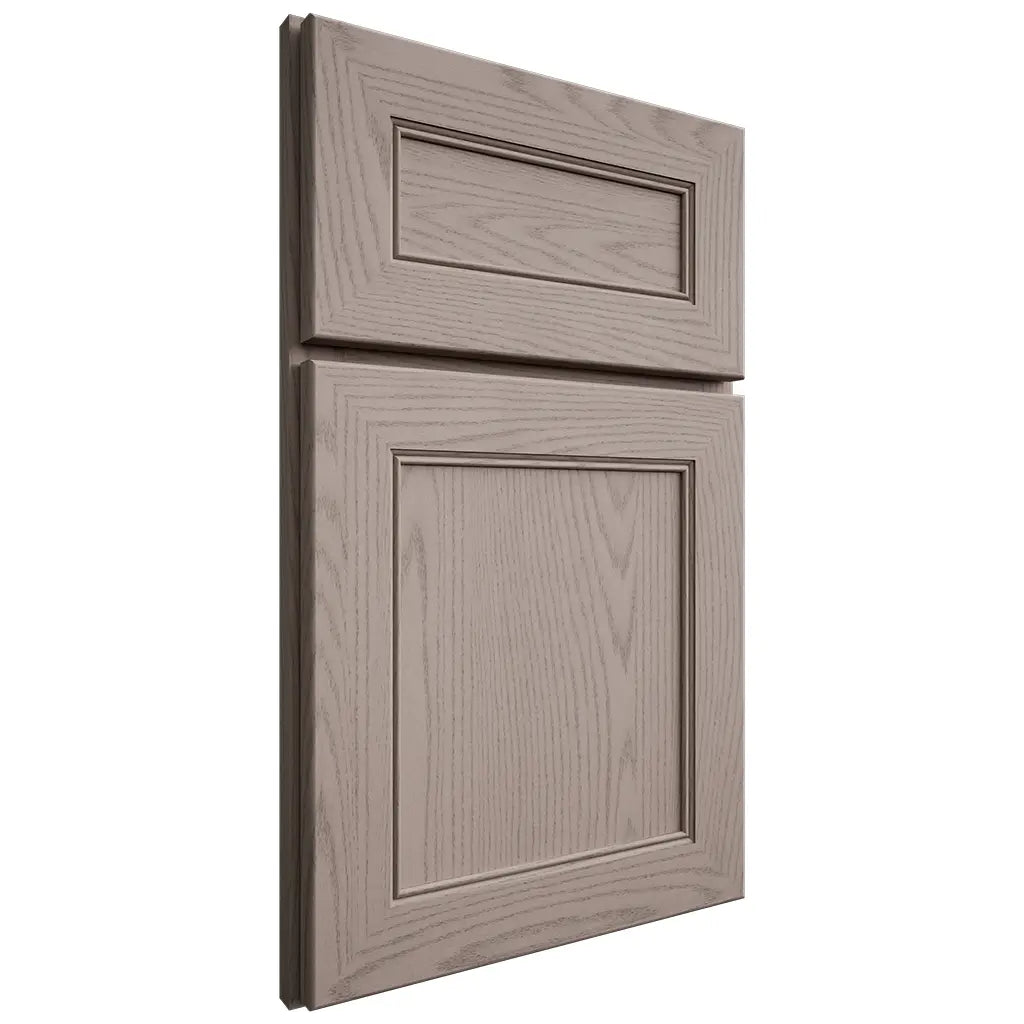 Shiloh Cabinetry Full Overlay Landes Red Oak Plain Cut Sterling Door