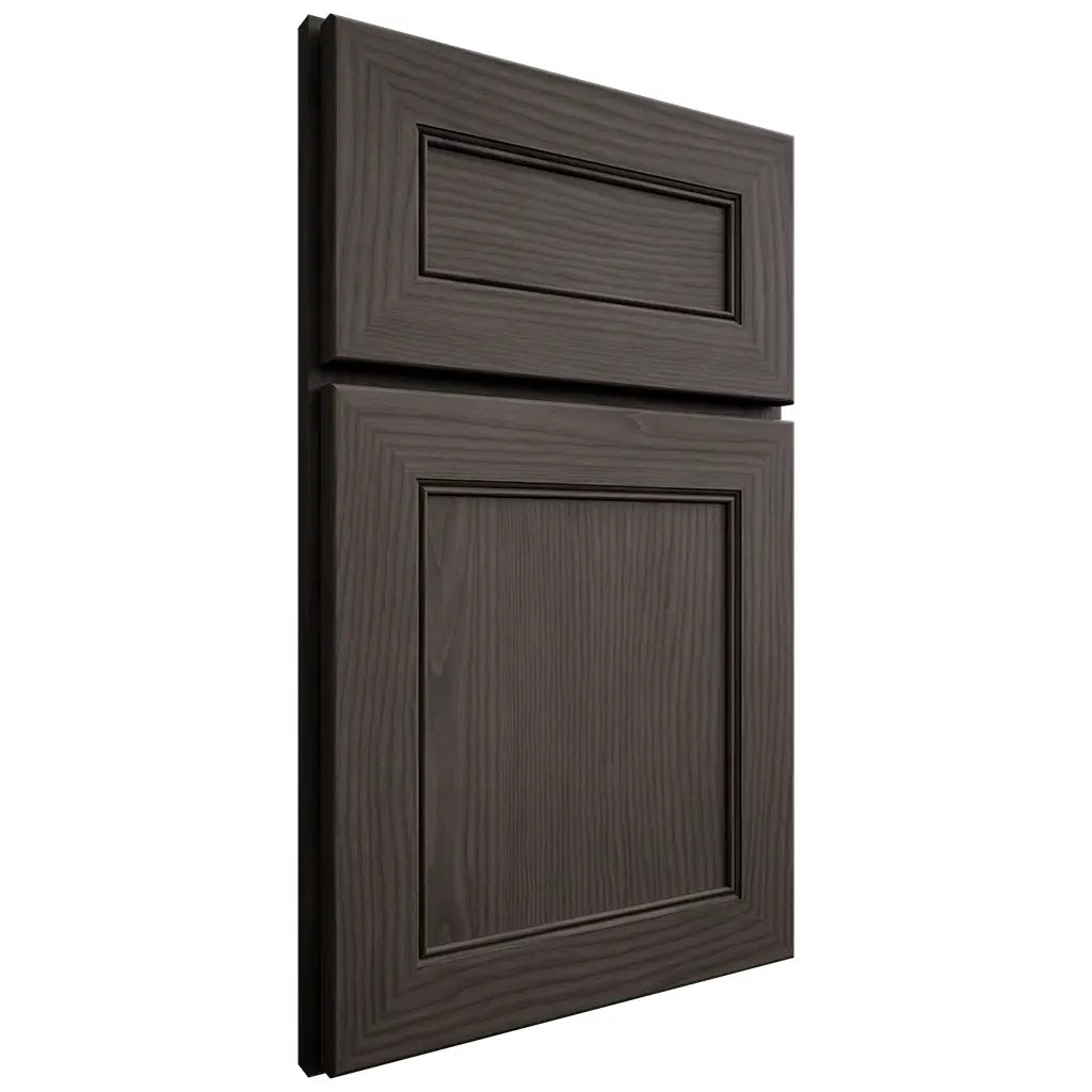 Shiloh Cabinetry Full Overlay Landes White Oak Plain Cut Creekside Door