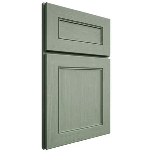Shiloh Cabinetry Full Overlay Landes White Oak Quarter Sawn Moss Door