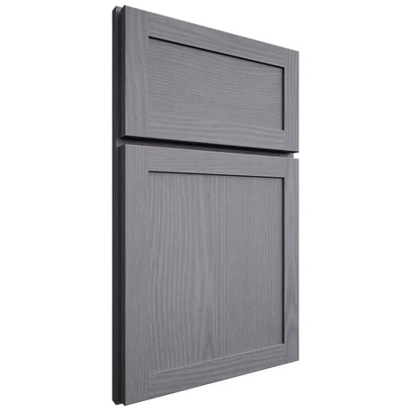 Shiloh Cabinetry Full Overlay Malibu White Oak Plain Cut Cadet Door