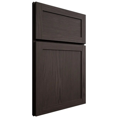 Shiloh Cabinetry Full Overlay Malibu White Oak Plain Cut Morel Door