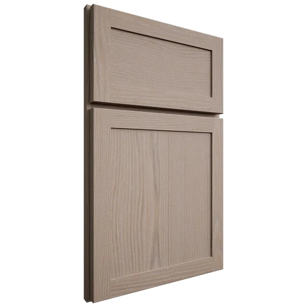 Shiloh Cabinetry Full Overlay Malibu White Oak Plain Cut Whitewash Door