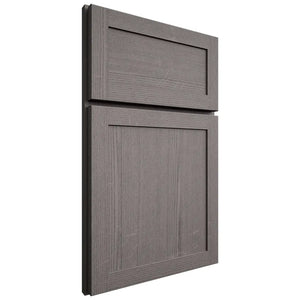 Shiloh Cabinetry Full Overlay Malibu White Oak Quarter Sawn Flagstone Door