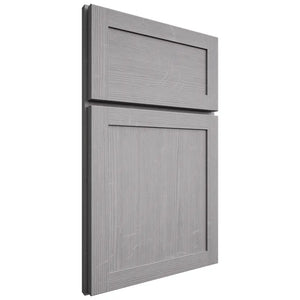 Shiloh Cabinetry Full Overlay Malibu White Oak Quarter Sawn Stratus Door