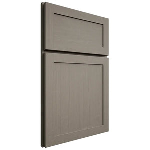 Shiloh Cabinetry Full Overlay Malibu White Oak Quarter Sawn Thyme Door