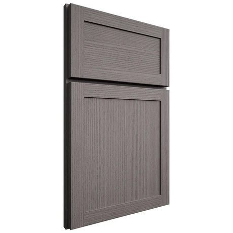Shiloh Cabinetry Full Overlay Malibu White Oak Rift Cut Flagstone Door