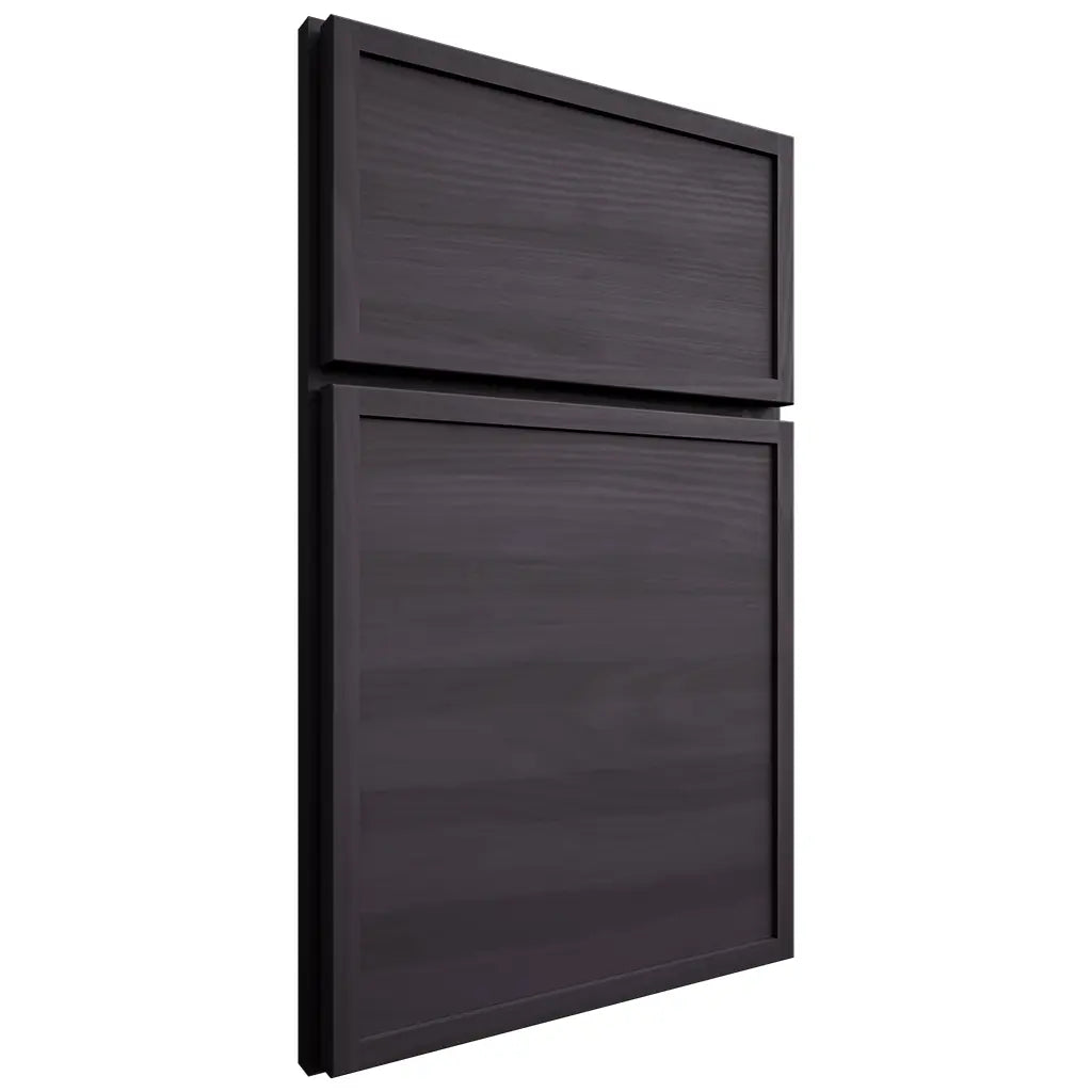 Shiloh Cabinetry Full Overlay Napa Horizontal Hickory Plain Cut Harbor Door