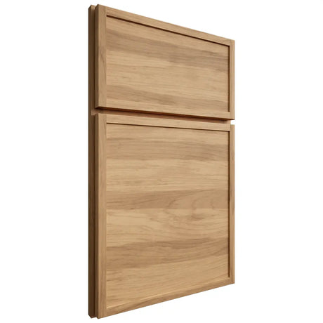Shiloh Cabinetry Full Overlay Napa Horizontal Hickory Plain Cut Natural Door