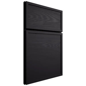 Shiloh Cabinetry Full Overlay Napa Horizontal Poplar Plain Cut Harbor Door