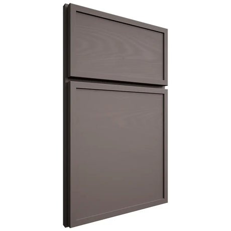 Shiloh Cabinetry Full Overlay Napa Horizontal Poplar Plain Cut Heatherstone Door