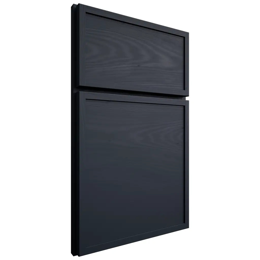 Shiloh Cabinetry Full Overlay Napa Horizontal Poplar Plain Cut Hudson Door