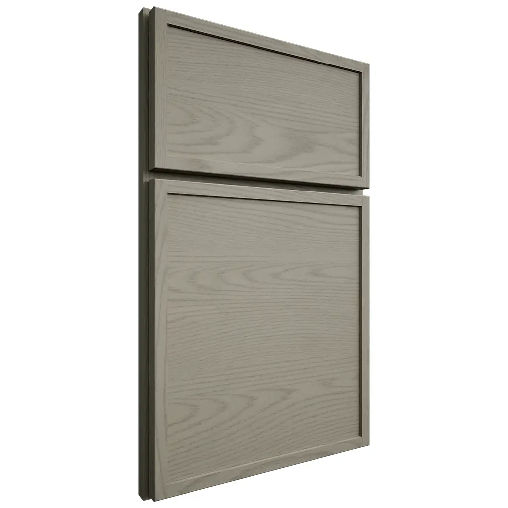 Shiloh Cabinetry Full Overlay Napa Horizontal Red Oak Plain Cut Thyme Door