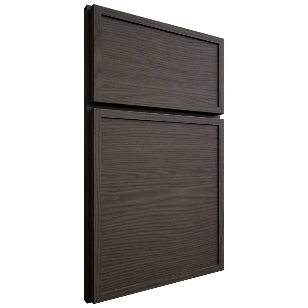 Shiloh Cabinetry Full Overlay Napa Horizontal White Oak Plain Cut Creekside Door