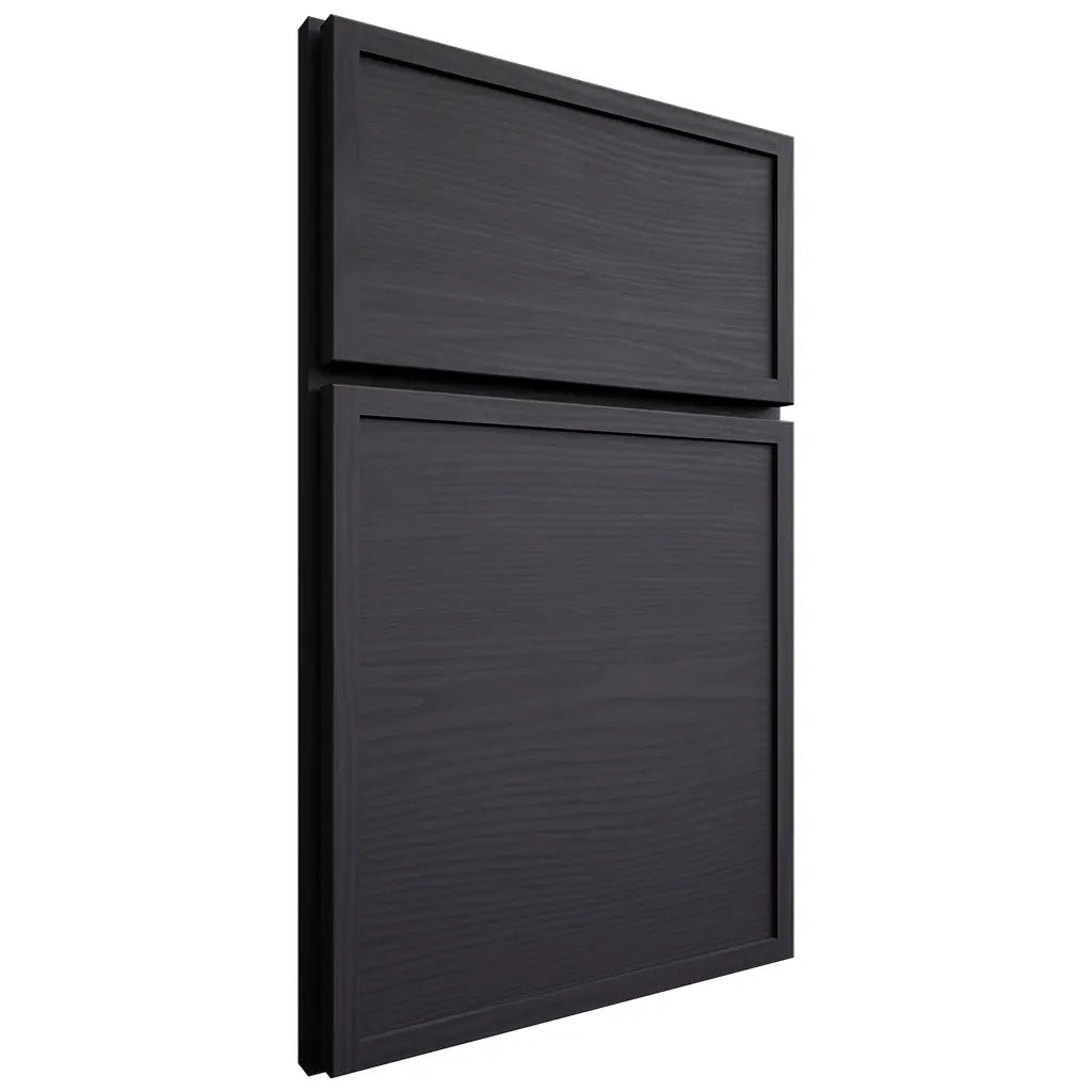 Shiloh Cabinetry Full Overlay Napa Horizontal White Oak Plain Cut Harbor Door
