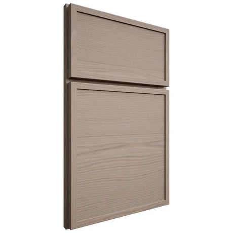 Shiloh Cabinetry Full Overlay Napa Horizontal White Oak Plain Cut Whitewash Door
