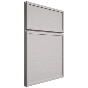 Shiloh Cabinetry Full Overlay Napa Horizontal White Oak Quarter Sawn Cotton Door