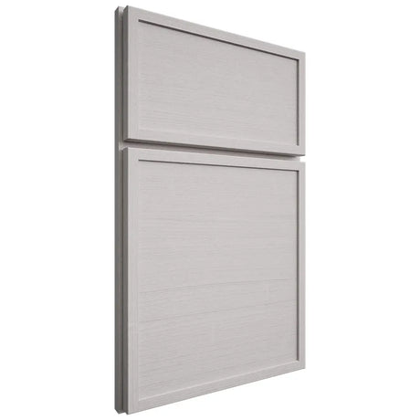 Shiloh Cabinetry Full Overlay Napa Horizontal White Oak Quarter Sawn Cotton Door