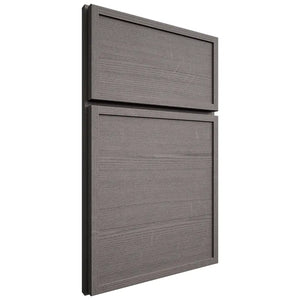 Shiloh Cabinetry Full Overlay Napa Horizontal White Oak Quarter Sawn Flagstone Door