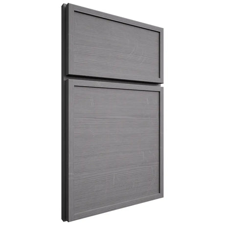 Shiloh Cabinetry Full Overlay Napa Horizontal White Oak Quarter Sawn Sterling Door