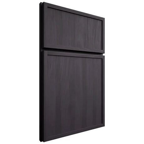 Shiloh Cabinetry Full Overlay Napa Vertical Hickory Plain Cut Harbor Door