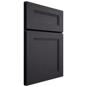 Shiloh Cabinetry Full Overlay Scottsdale White Oak Quarter Sawn Harbor Door