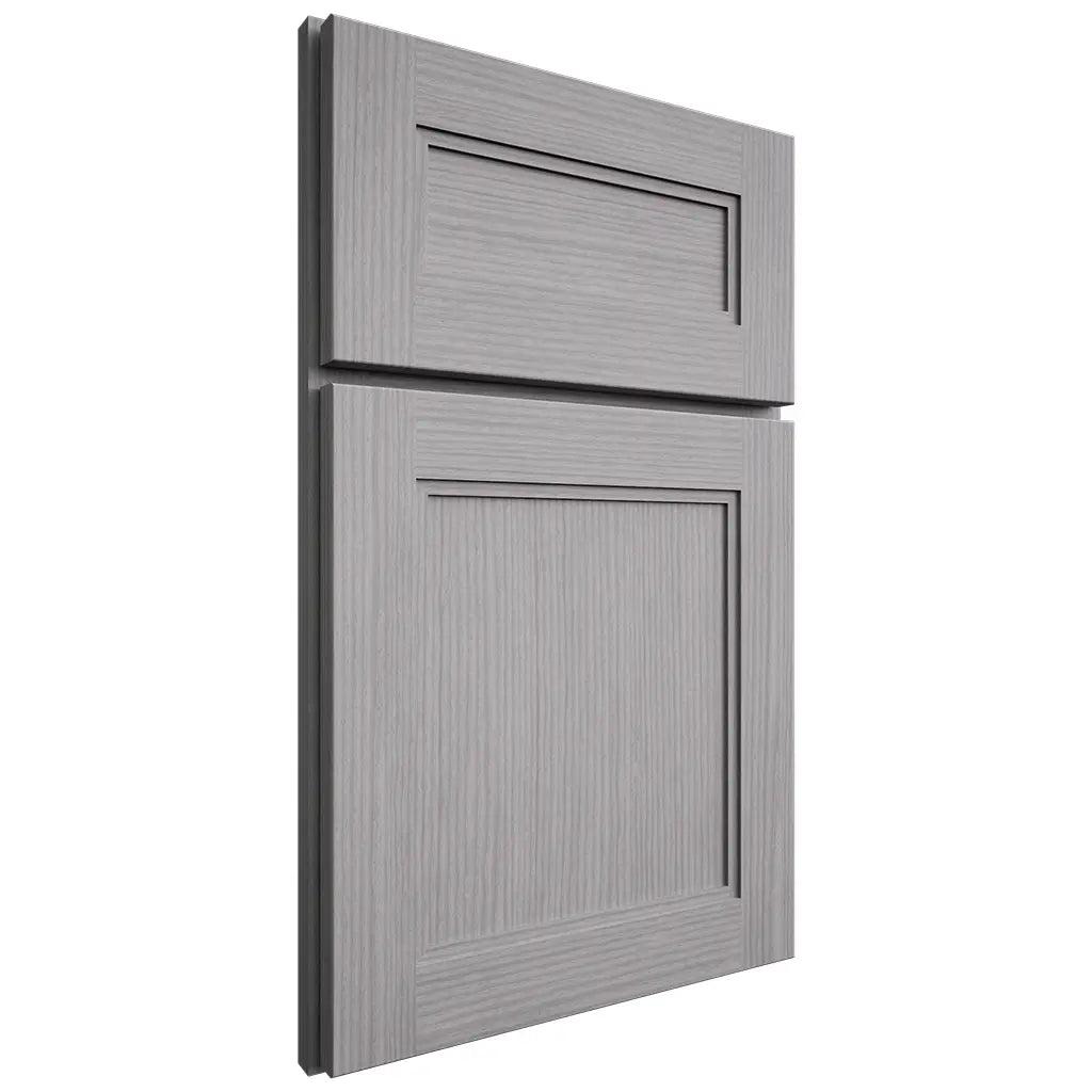 Shiloh Cabinetry Full Overlay Scottsdale White Oak Rift Cut Stratus Door