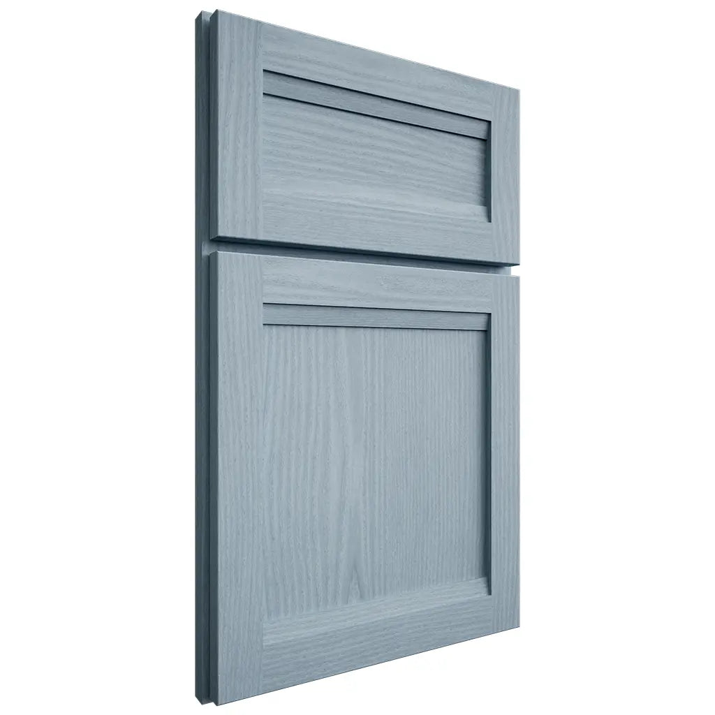 Shiloh Cabinetry Full Overlay Somerset White Oak Plain Cut Sky Door