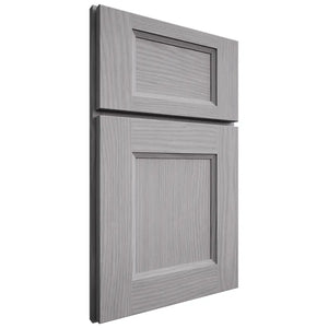 Shiloh Cabinetry Full Overlay Statesville White Oak Plain Cut Stratus Door