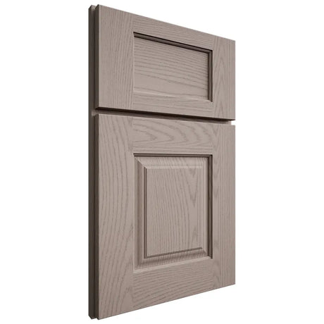 Shiloh Cabinetry Full Overlay Summit Red Oak Plain Cut Sterling Door