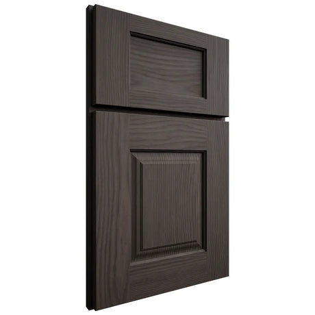 Shiloh Cabinetry Full Overlay Summit White Oak Plain Cut Creekside Door