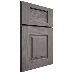 Shiloh Cabinetry Full Overlay Summit White Oak Plain Cut Flagstone Door