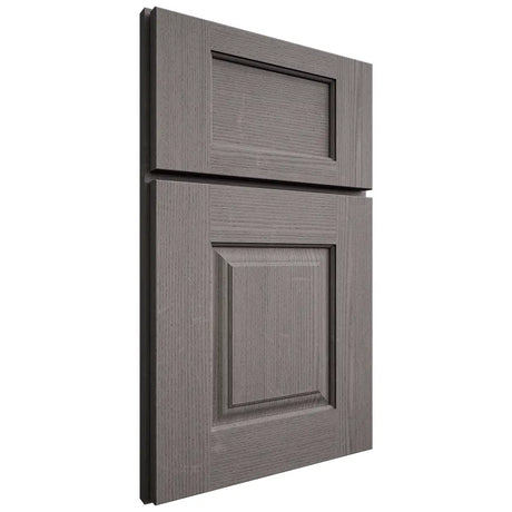 Shiloh Cabinetry Full Overlay Summit White Oak Quarter Sawn Flagstone Door