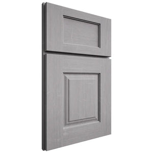 Shiloh Cabinetry Full Overlay Summit White Oak Quarter Sawn Stratus Door