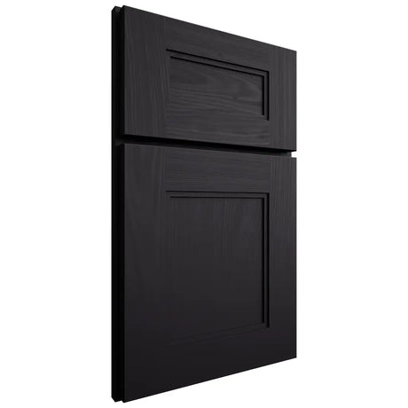 Shiloh Cabinetry Full Overlay Tahoe Poplar Plain Cut Harbor Door