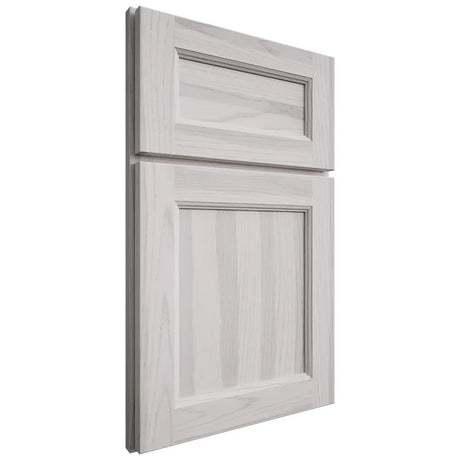 Shiloh Cabinetry Full Overlay Ward Hickory Plain Cut Cotton Door