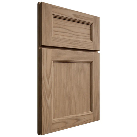 Shiloh Cabinetry Full Overlay Ward White Oak Plain Cut Natural Door