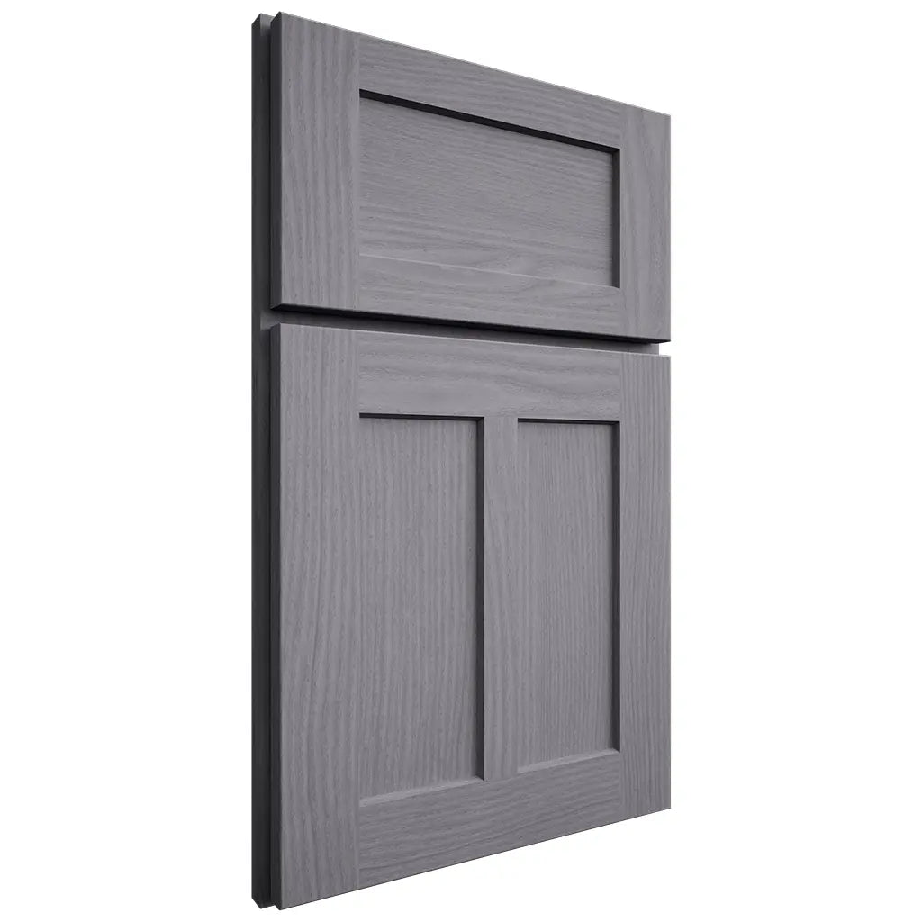 Shiloh Cabinetry Full Overlay Wilmington White Oak Plain Cut Cadet Door