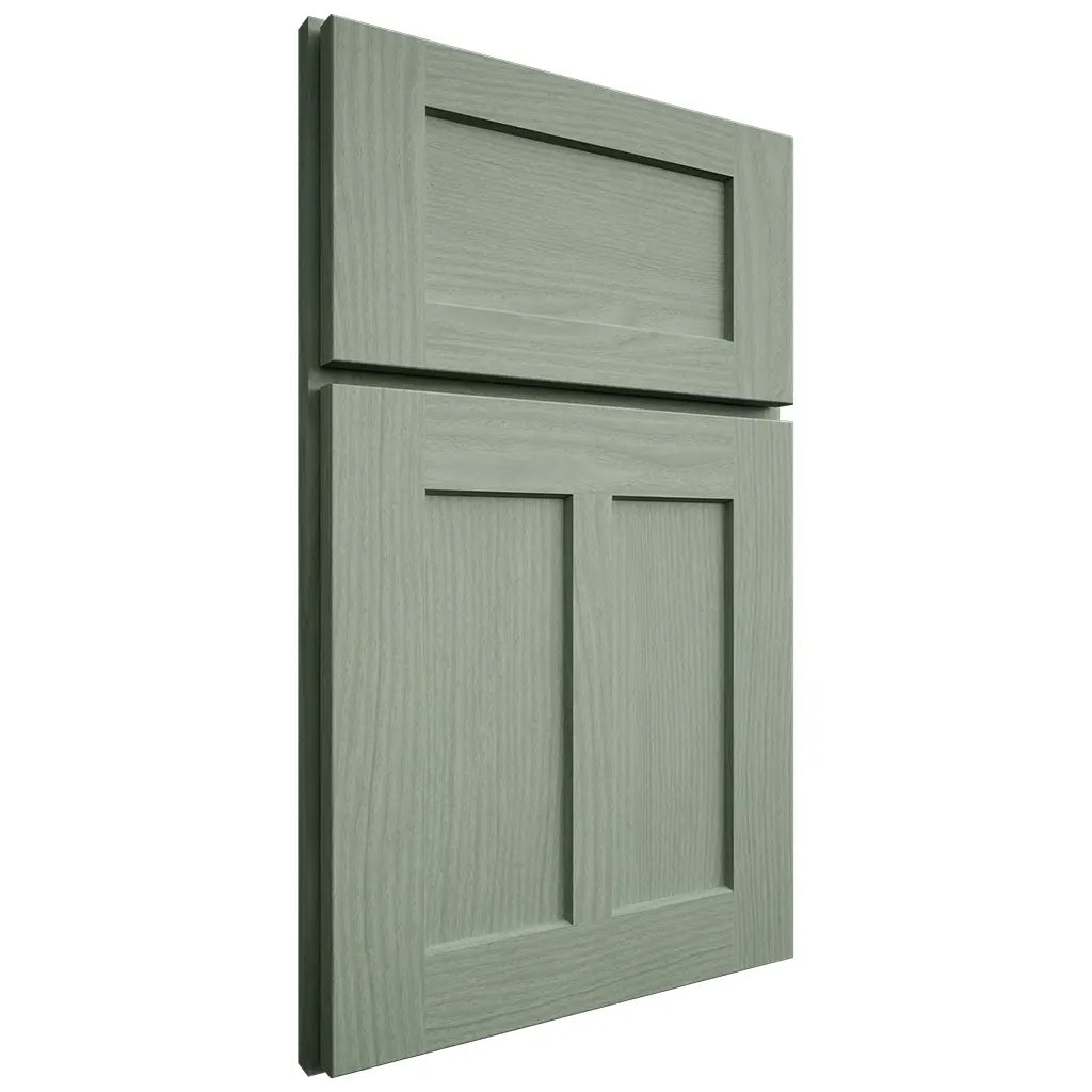 Shiloh Cabinetry Full Overlay Wilmington White Oak Plain Cut Moss Door