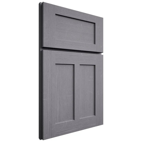 Shiloh Cabinetry Full Overlay Wilmington White Oak Quarter Sawn Cadet Door