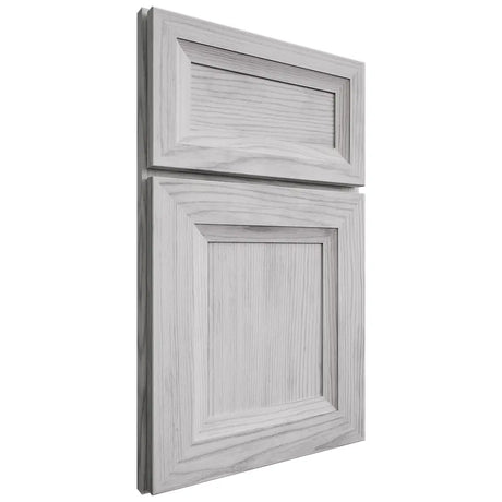 Shiloh Cabinetry Full Overlay Windsor Walnut Plain Cut Stratus Door