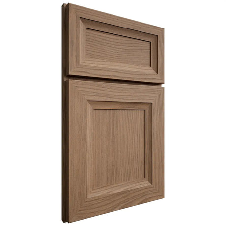 Shiloh Cabinetry Full Overlay Windsor White Oak Plain Cut Medium Door