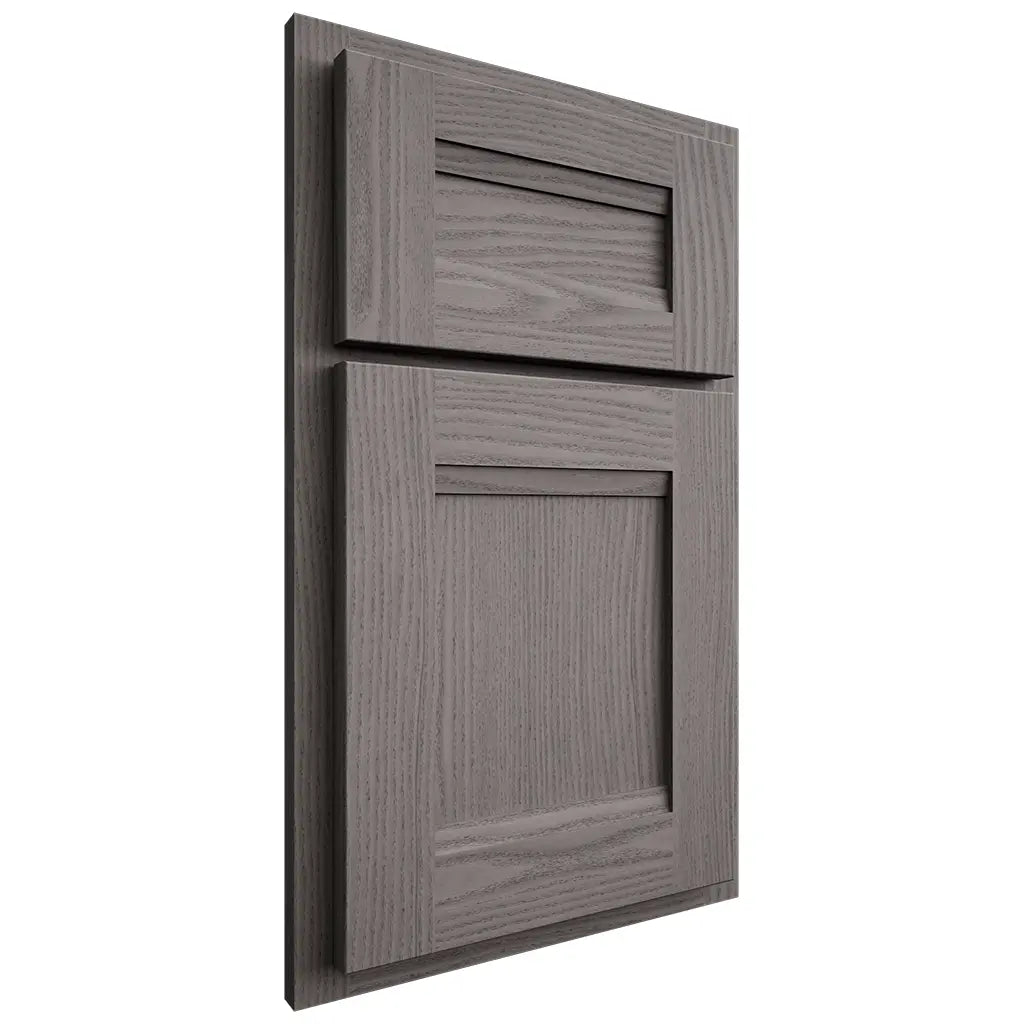 Shiloh Cabinetry Partial Overlay Bristol White Oak Plain Cut Flagstone Door
