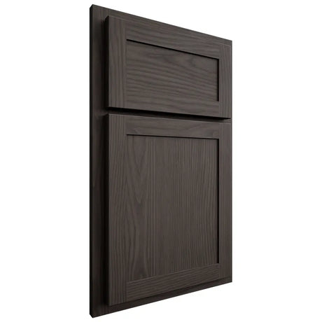 Shiloh Cabinetry Partial Overlay Malibu White Oak Plain Cut Creekside Door