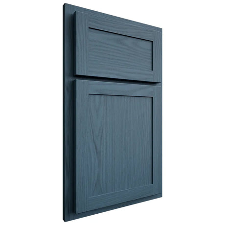 Shiloh Cabinetry Partial Overlay Malibu White Oak Plain Cut Hudson Door