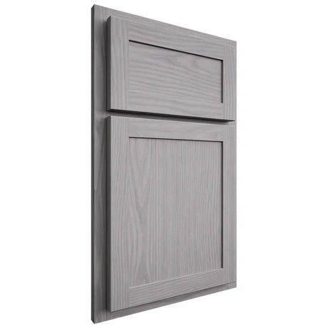 Shiloh Cabinetry Partial Overlay Malibu White Oak Plain Cut Stratus Door